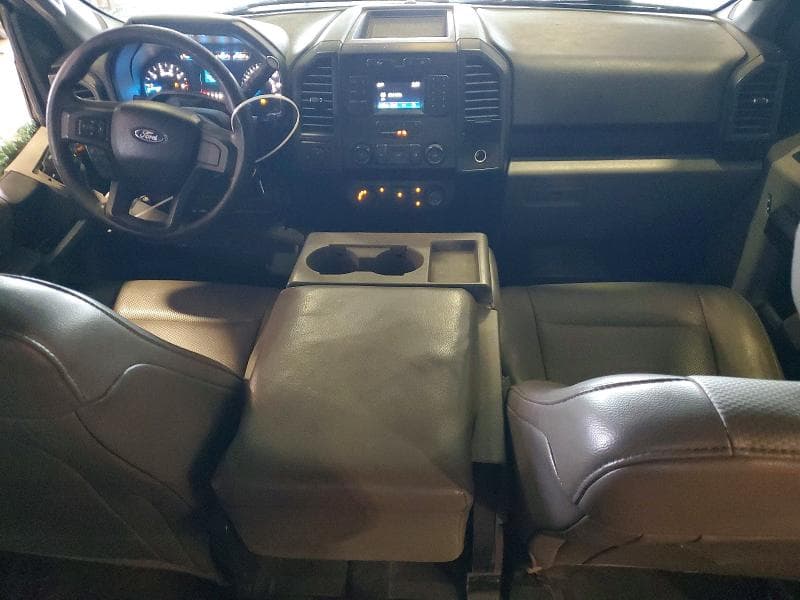 2017 FORD F150 SUPERCREW 8