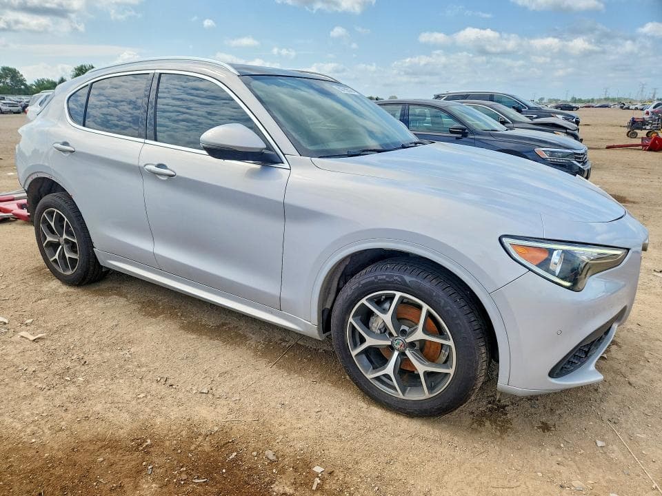 2021 ALFA ROMEO STELVIO TI 4