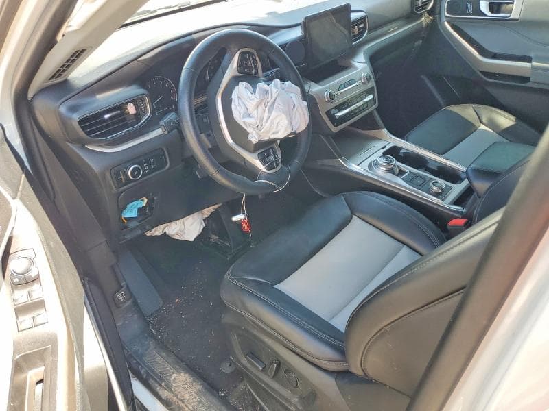 2023 FORD EXPLORER XLT 8