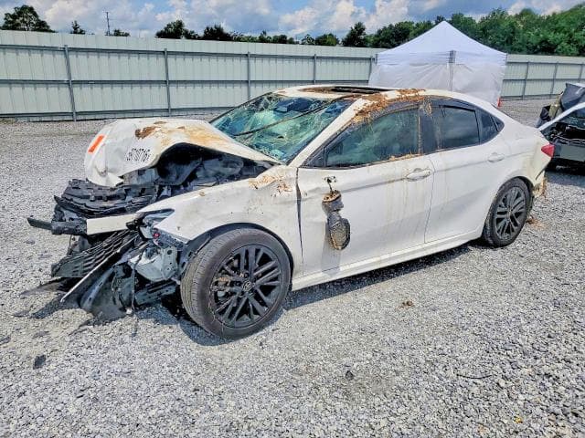2025 TOYOTA CAMRY SE - 1
