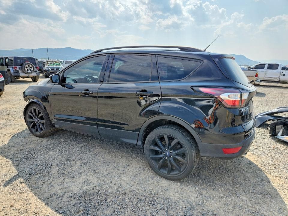 2017 FORD ESCAPE TITANIUM 2
