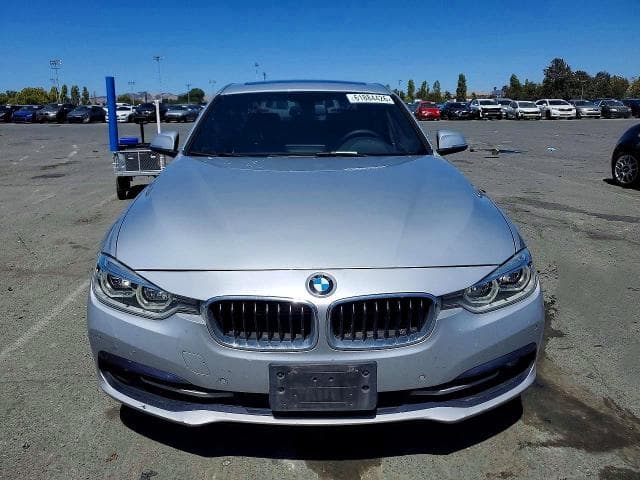 2017 BMW 330E 5