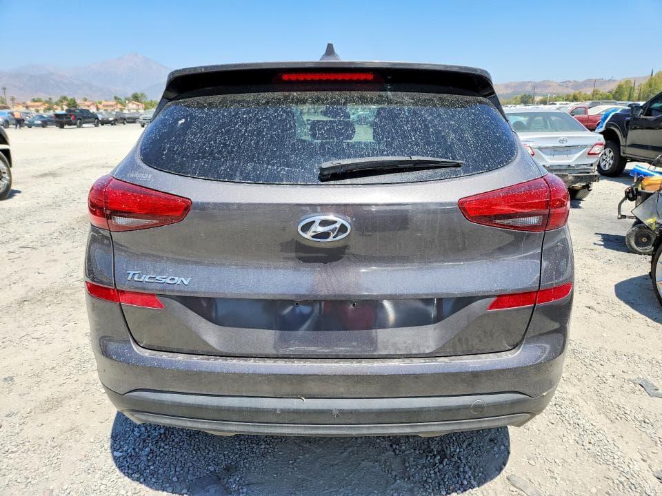 2020 HYUNDAI TUCSON SE 6