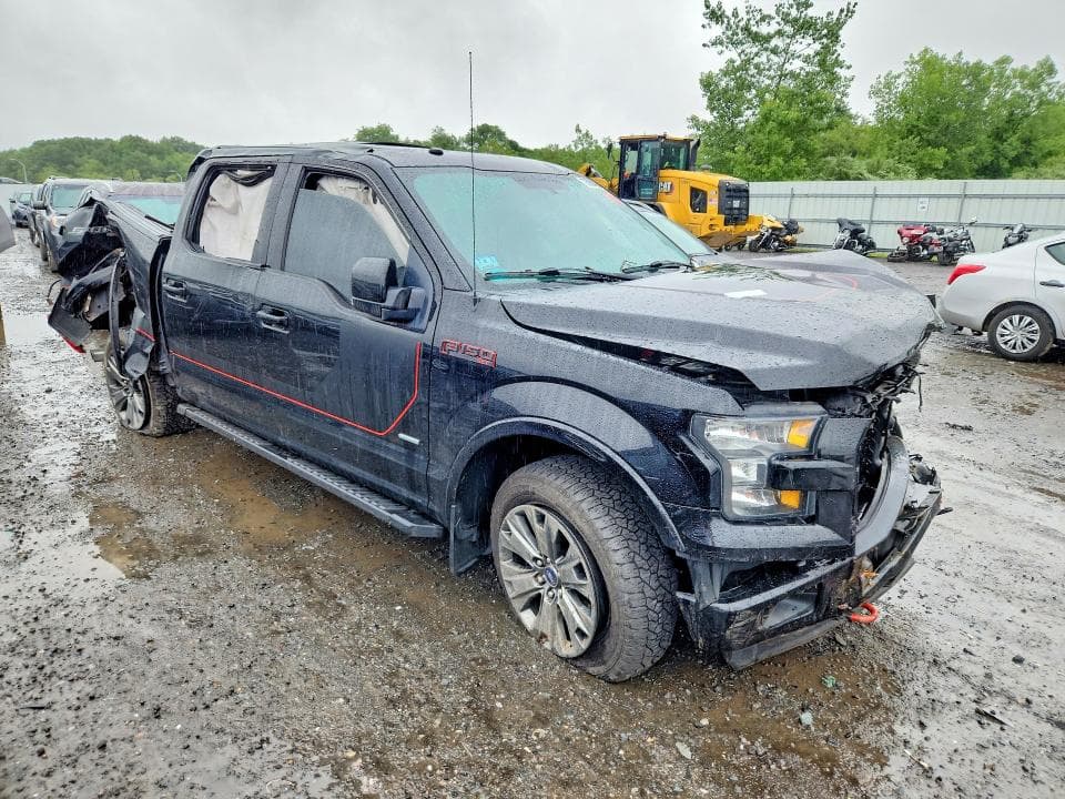 2017 FORD F150 SUPERCREW 4