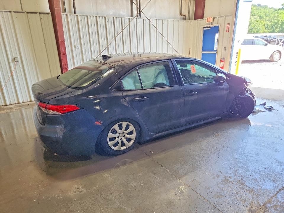 2025 TOYOTA COROLLA LE 3