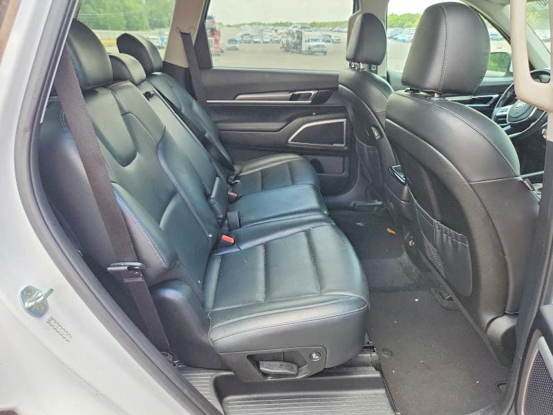 2020 KIA TELLURIDE LX 11