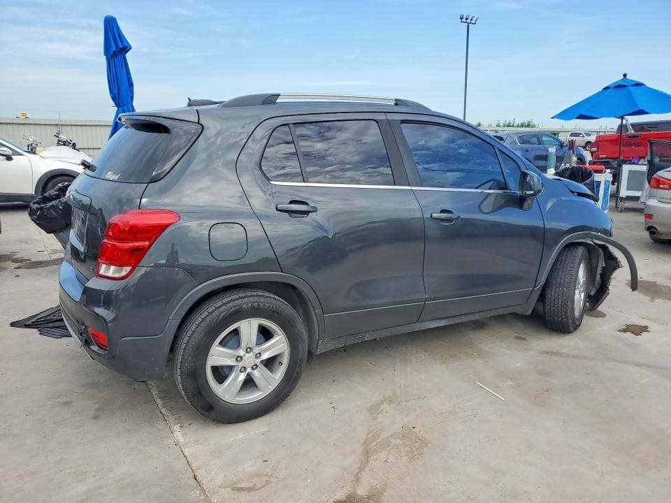 2018 CHEVROLET TRAX 1LT 3