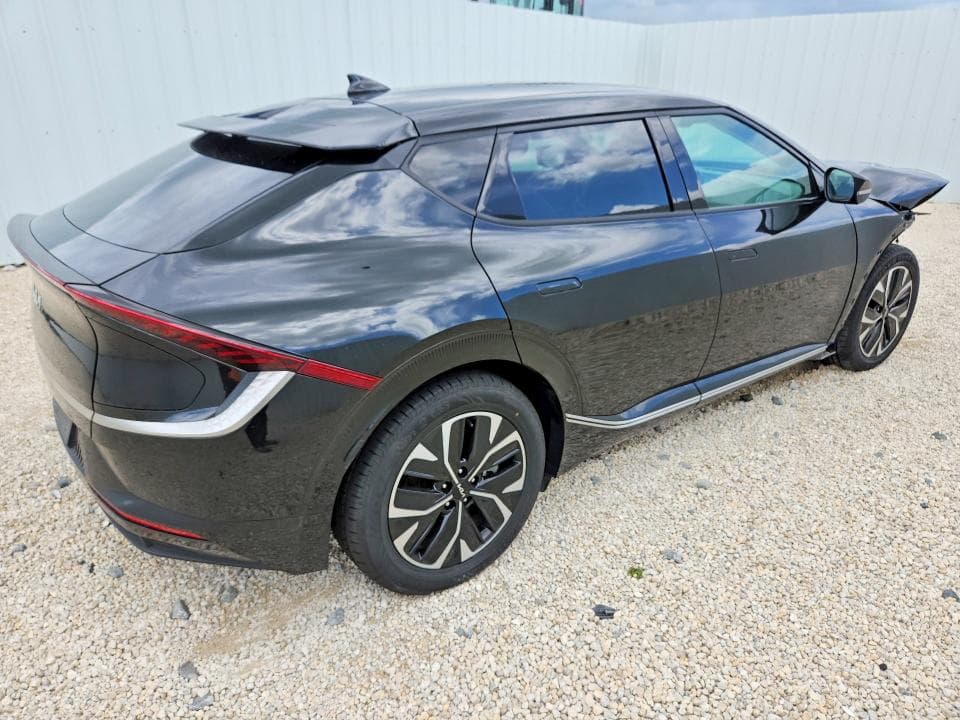 2024 KIA EV6 WIND 3