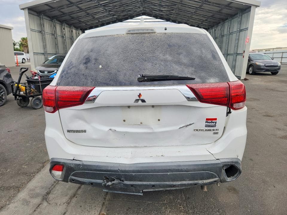 2017 MITSUBISHI OUTLANDER SE/SEL 6