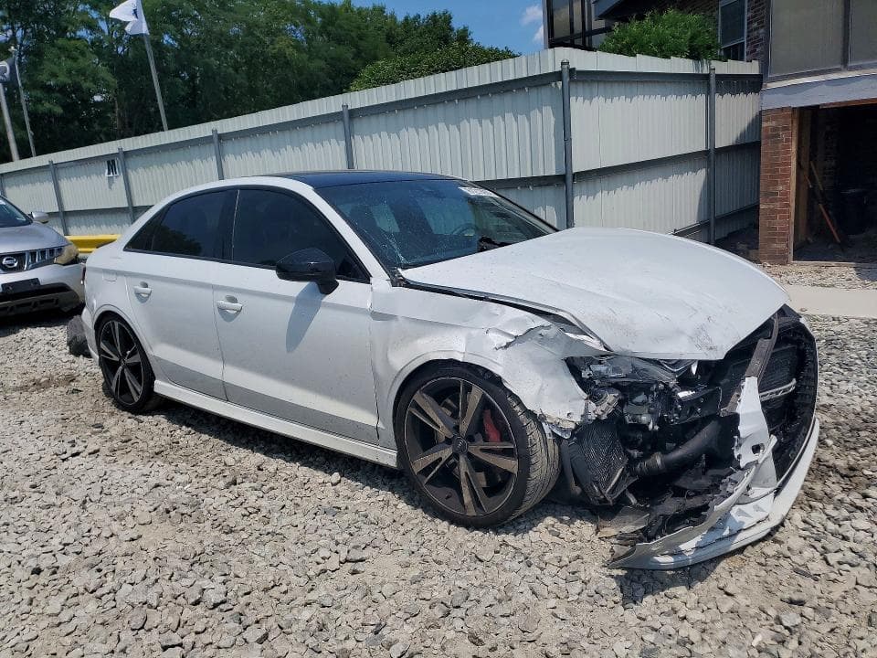 2019 AUDI RS3 4