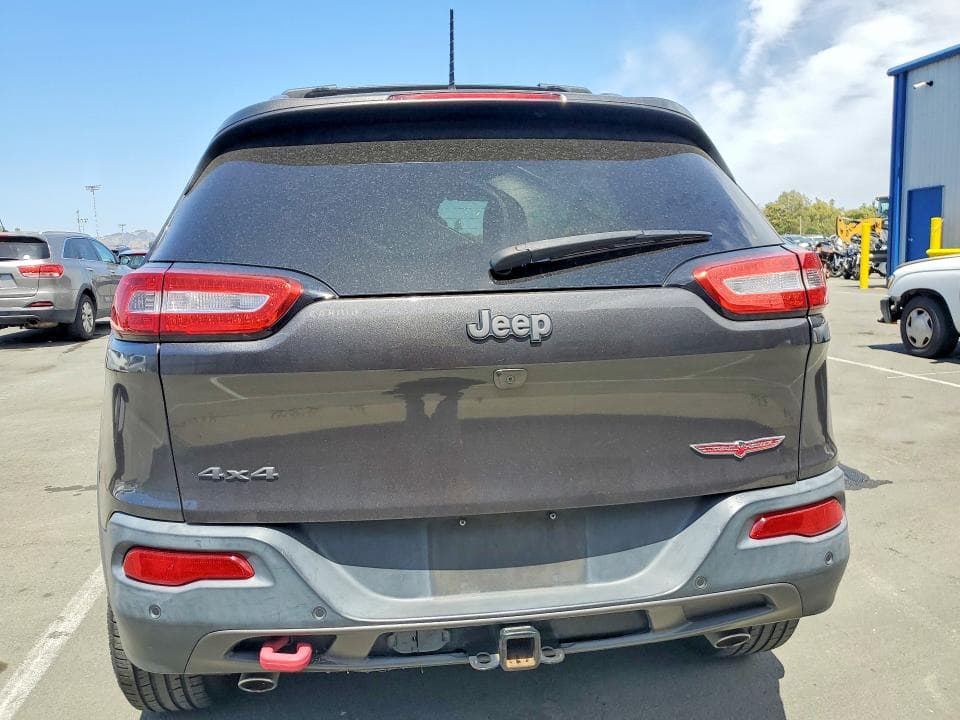 2017 JEEP CHEROKEE TRAILHAWK 6