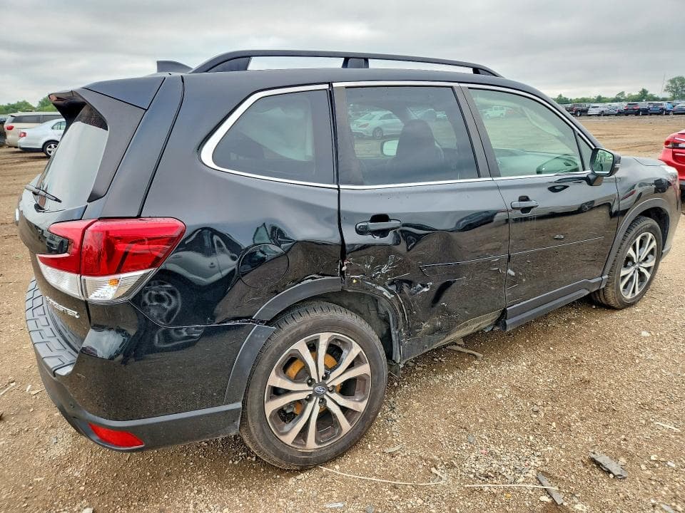 2021 SUBARU FORESTER LIMITED 3