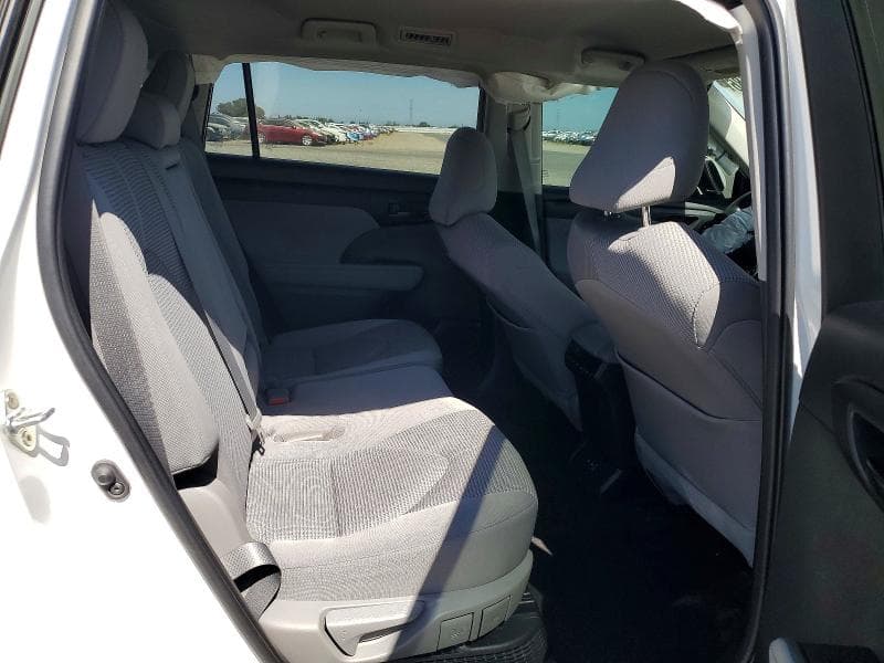 2023 TOYOTA HIGHLANDER HYBRID LE 11
