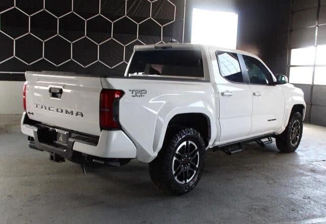 2025 TOYOTA TACOMA TRD SPORT 3