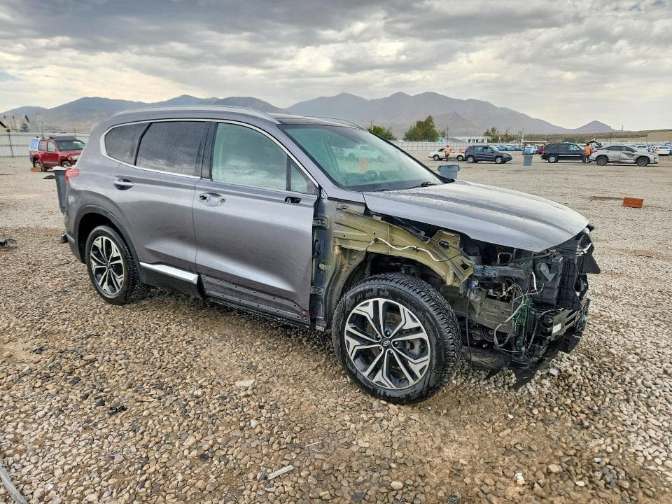 2019 HYUNDAI SANTA FE ULTIMATE 2.0T 4