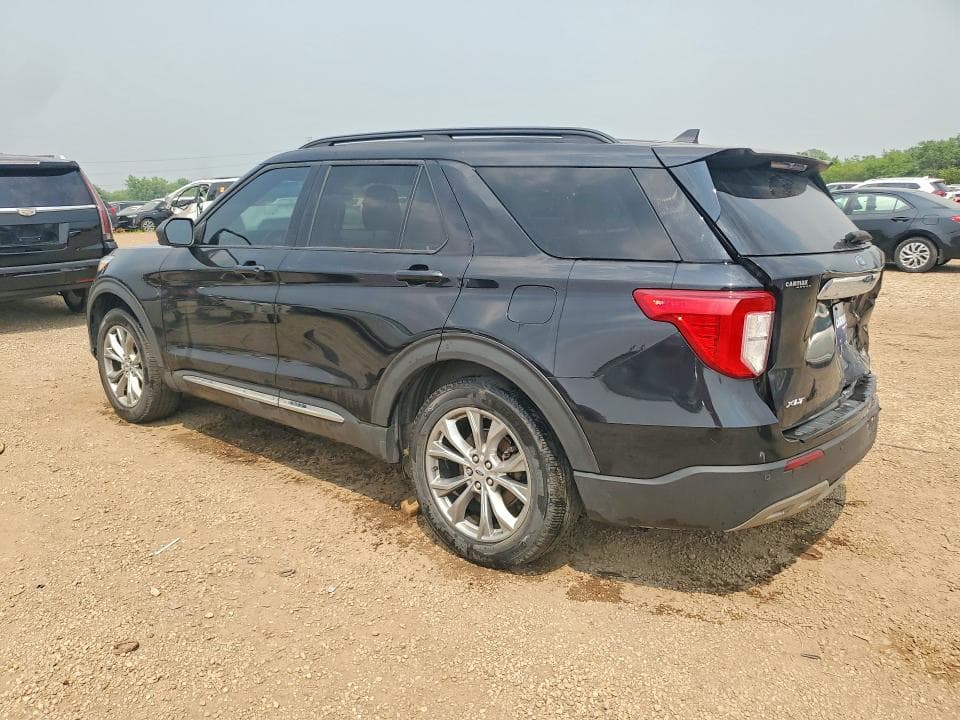 2021 FORD EXPLORER XLT 2