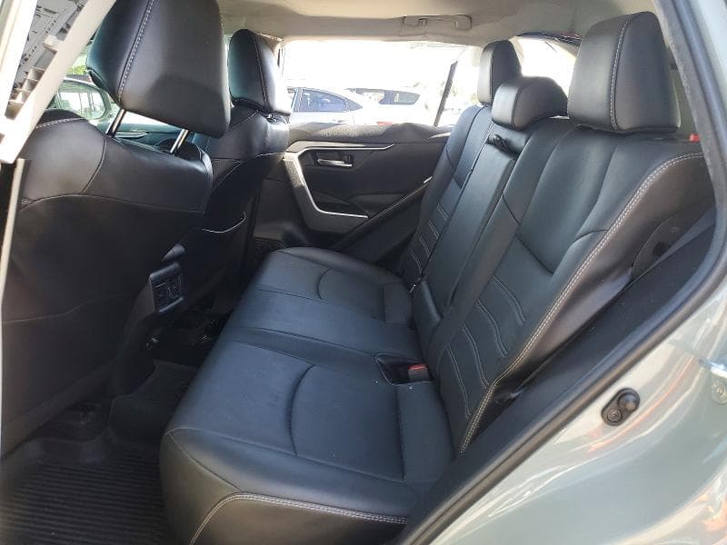 2021 TOYOTA RAV4 XLE PREMIUM 11