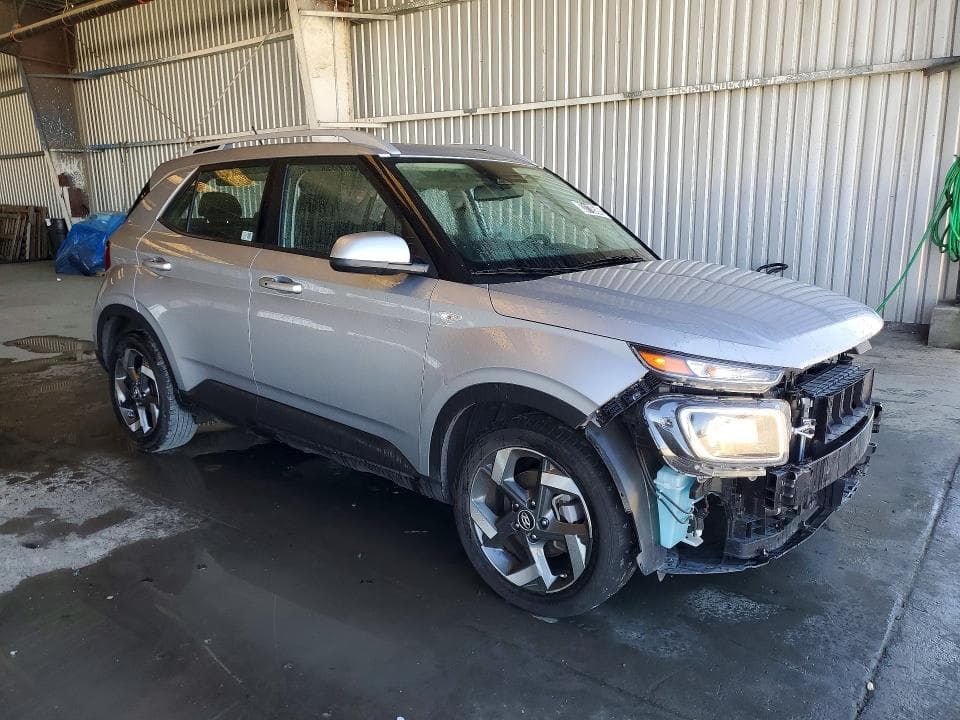 2025 HYUNDAI VENUE SEL 4