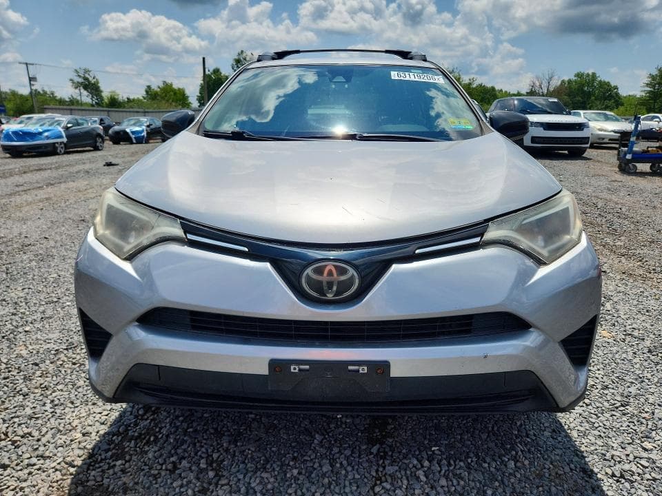2017 TOYOTA RAV4 LE 5