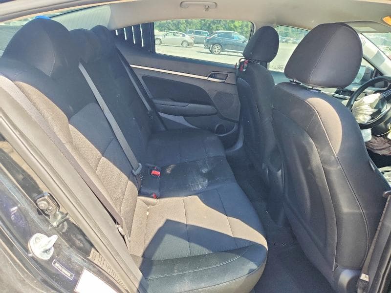 2019 HYUNDAI ELANTRA SEL 10