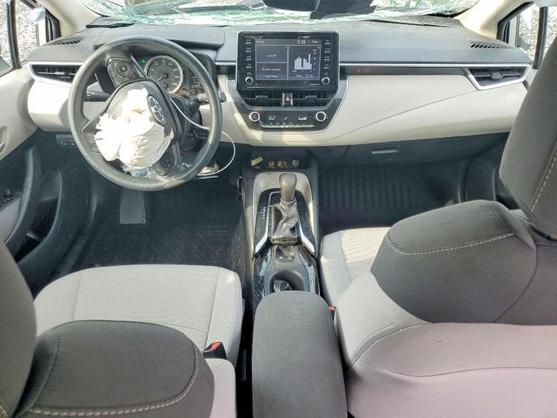 2021 TOYOTA COROLLA LE 8