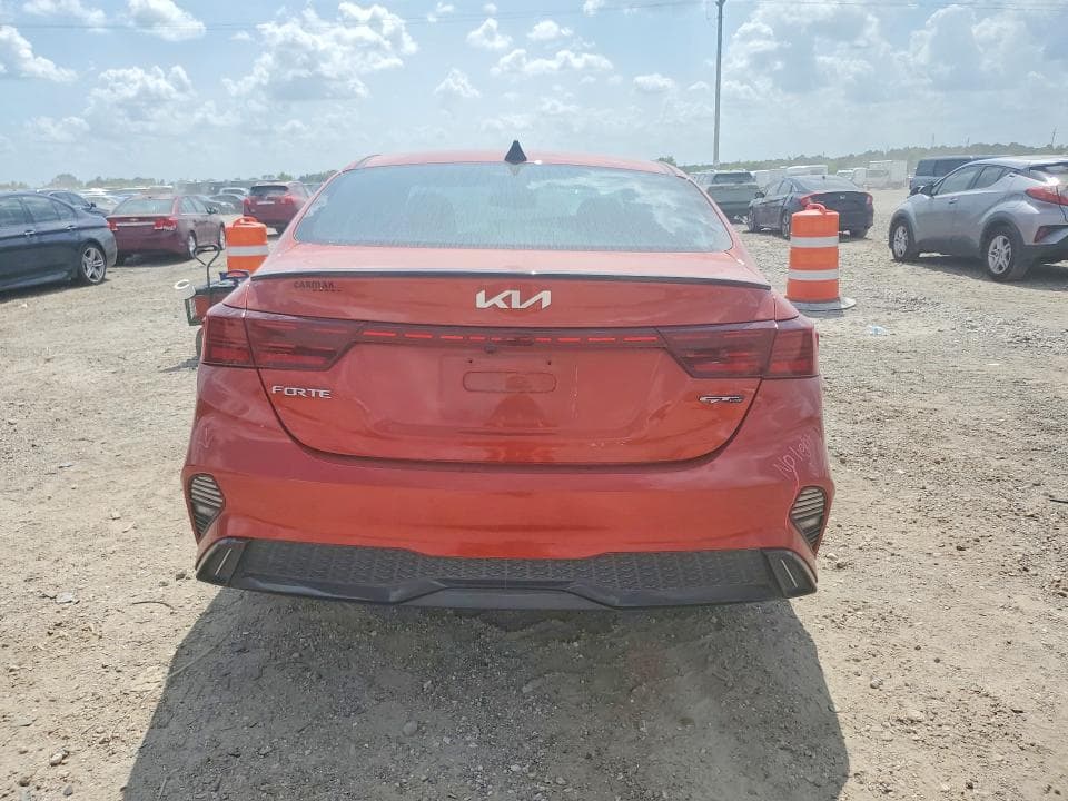 2023 KIA FORTE GT LINE 6