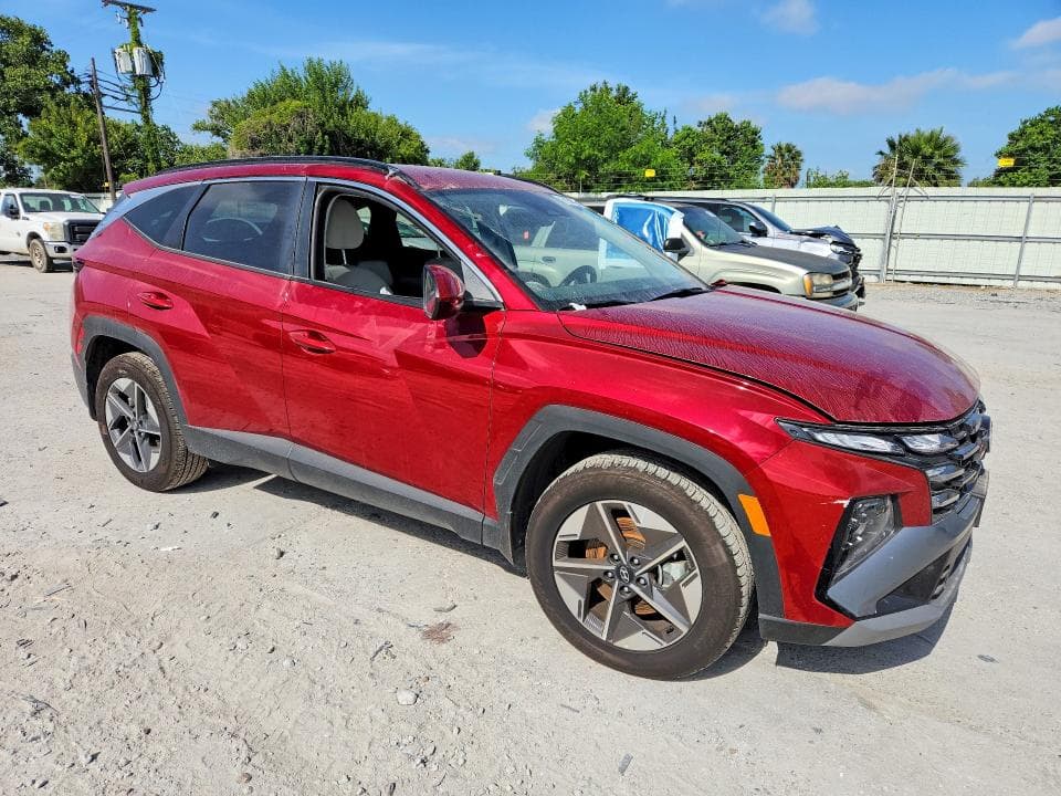 2026 HYUNDAI TUCSON SEL 4