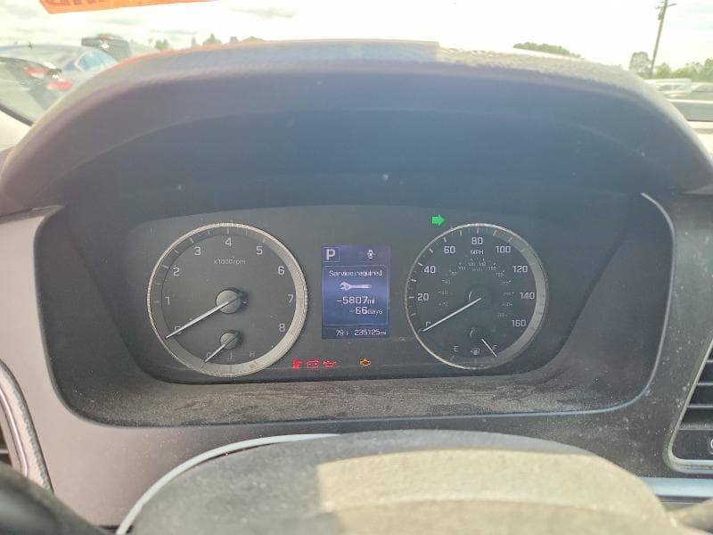 2017 HYUNDAI SONATA SE 9