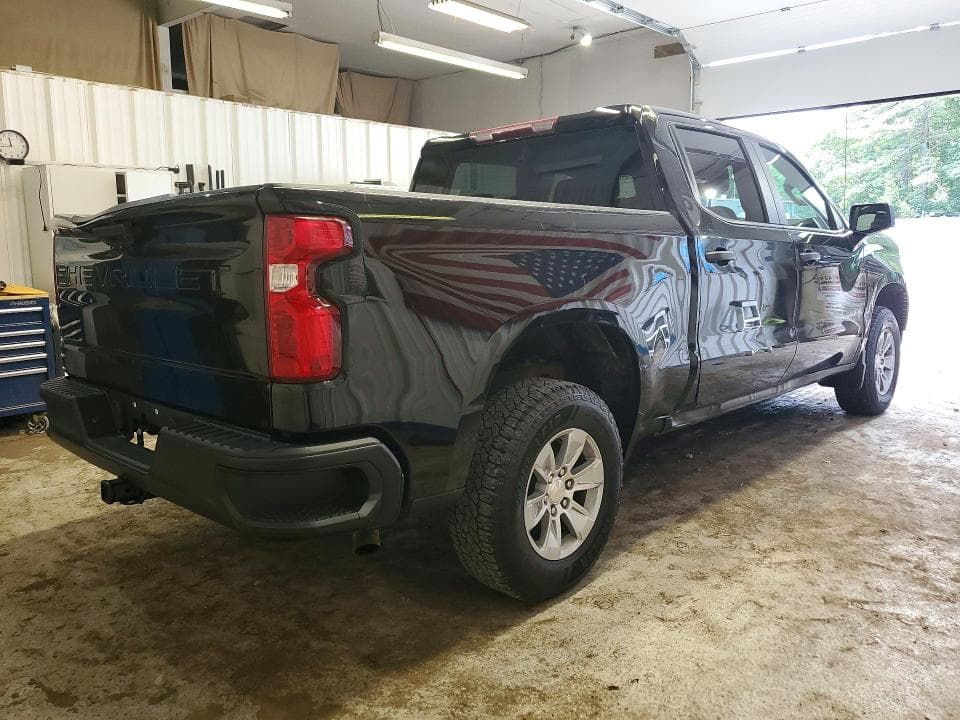 2023 CHEVROLET SILVERADO K1500 3