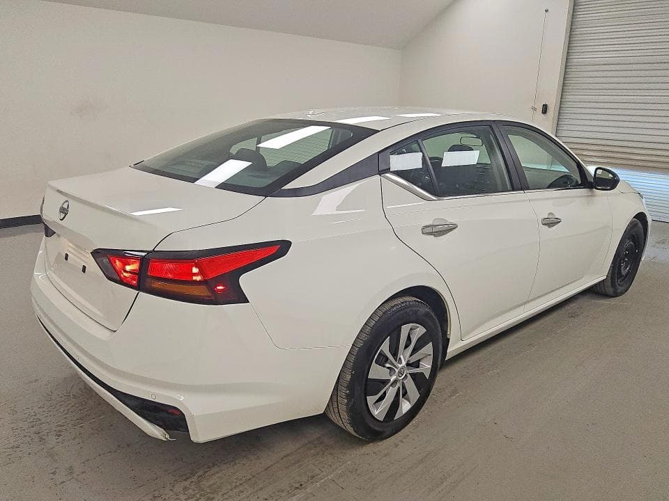 2025 NISSAN ALTIMA S 3
