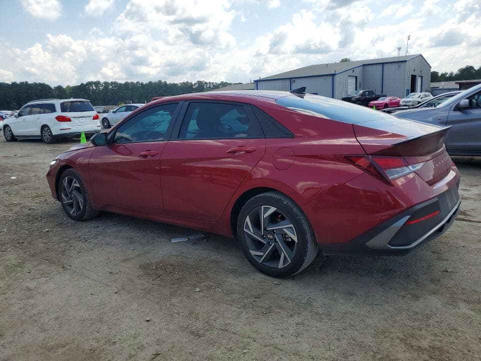 2025 HYUNDAI ELANTRA SEL SPORT 2