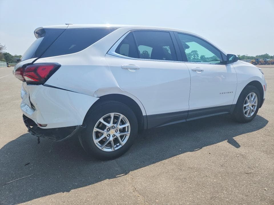 2024 CHEVROLET EQUINOX LT 3