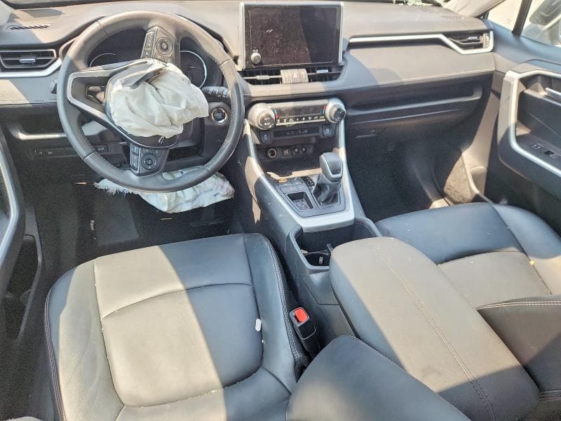 2023 TOYOTA RAV4 XLE PREMIUM 8