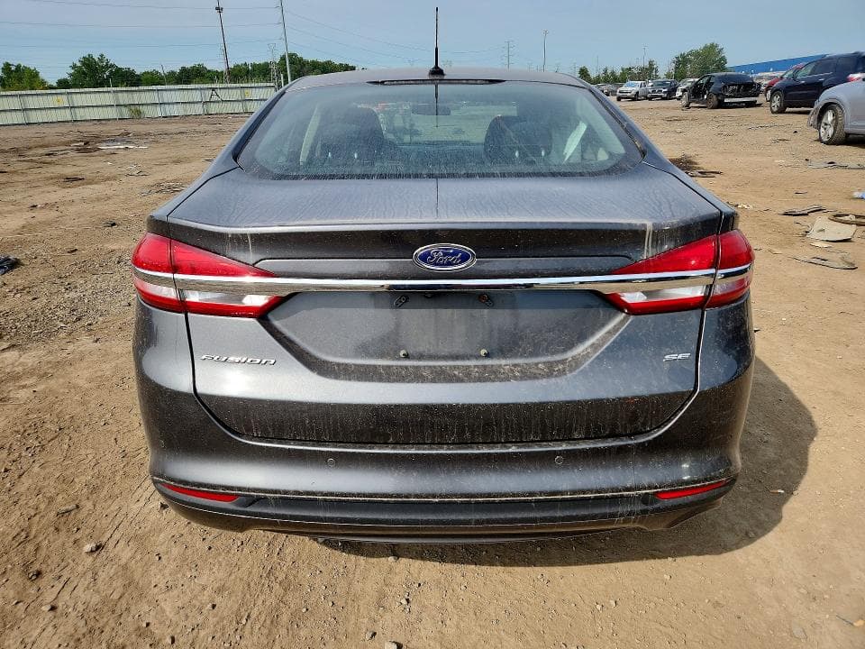 2017 FORD FUSION SE 6
