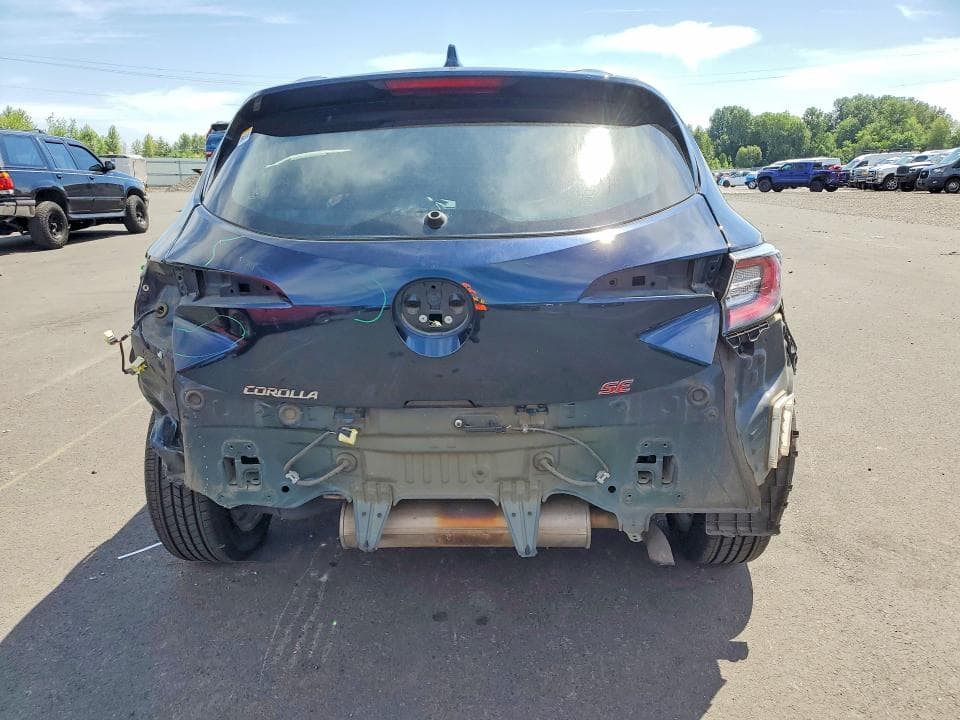 2021 TOYOTA COROLLA HATCHBACK SE 6