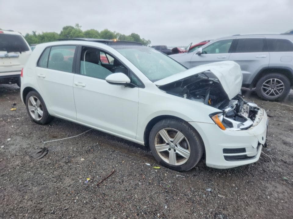 2017 VOLKSWAGEN GOLF S 4