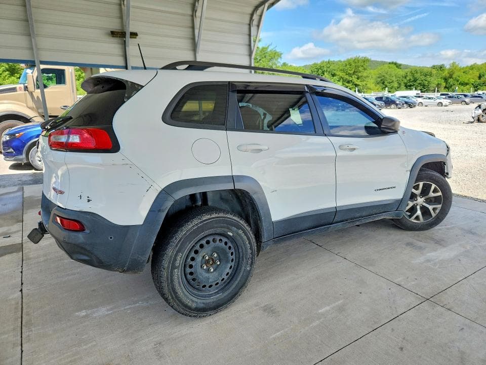 2017 JEEP CHEROKEE TRAILHAWK 3