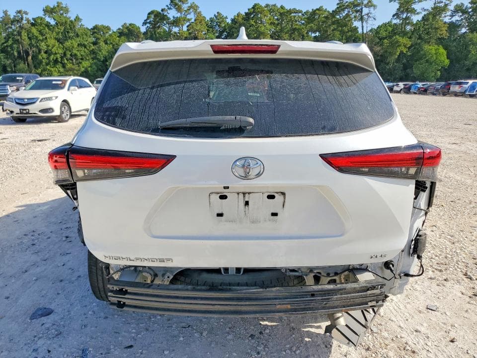 2023 TOYOTA HIGHLANDER XLE 6