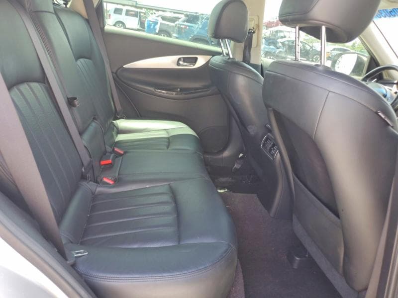 2017 INFINITI QX50 BASE 11