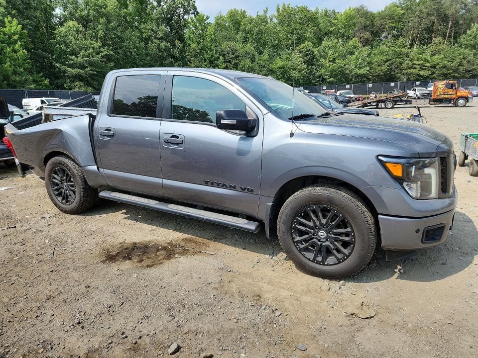 2018 NISSAN TITAN SV 4