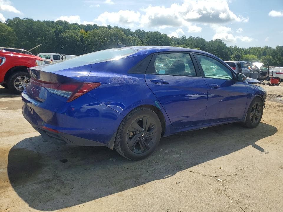 2023 HYUNDAI ELANTRA SEL 3
