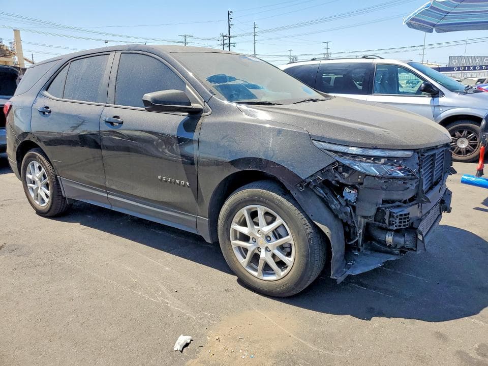 2023 CHEVROLET EQUINOX LS 4