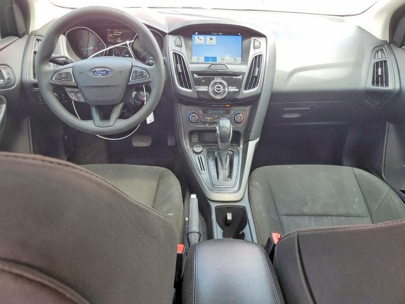 2017 FORD FOCUS SEL 8