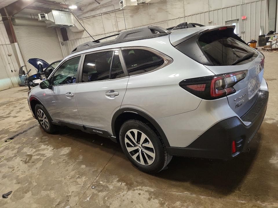 2022 SUBARU OUTBACK PREMIUM 2