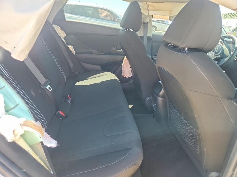2024 HYUNDAI ELANTRA SEL 10