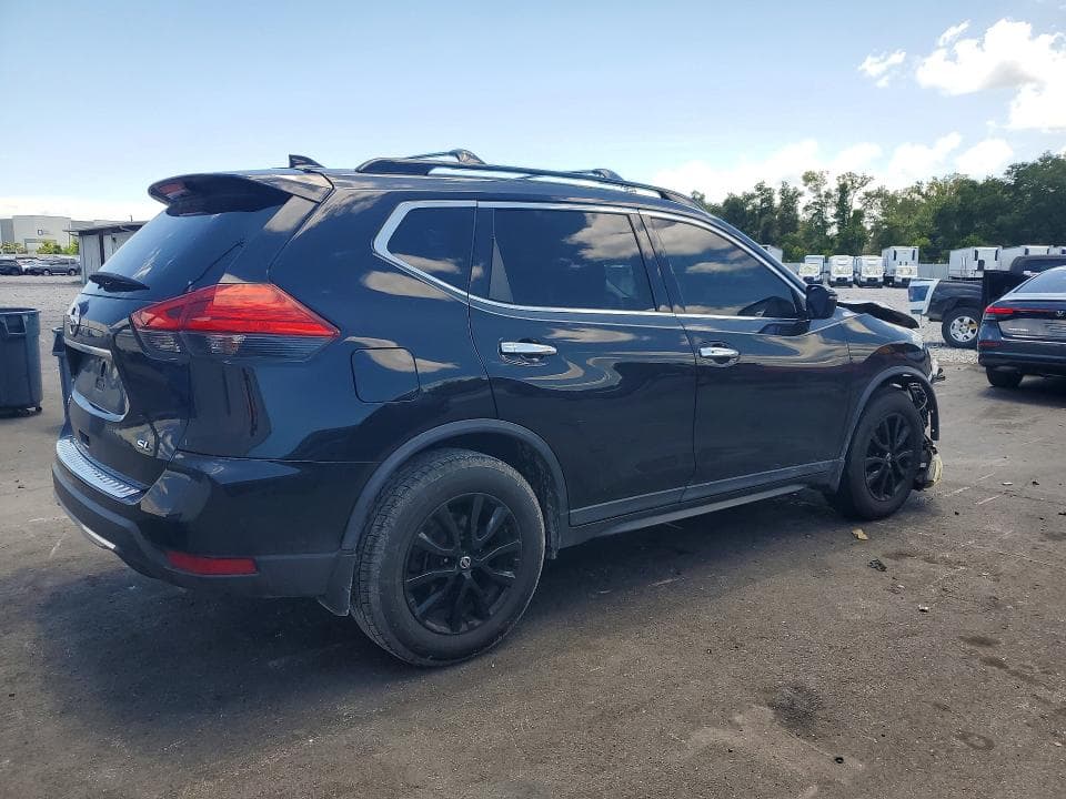 2017 NISSAN ROGUE SV 3
