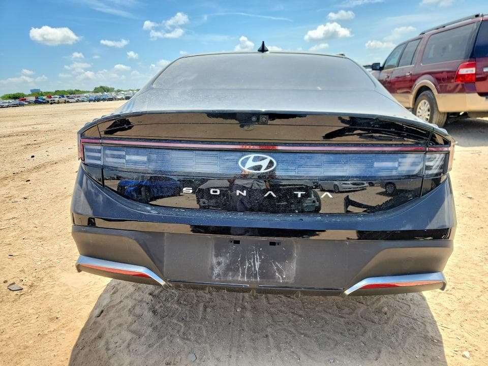 2026 HYUNDAI SONATA SE 6