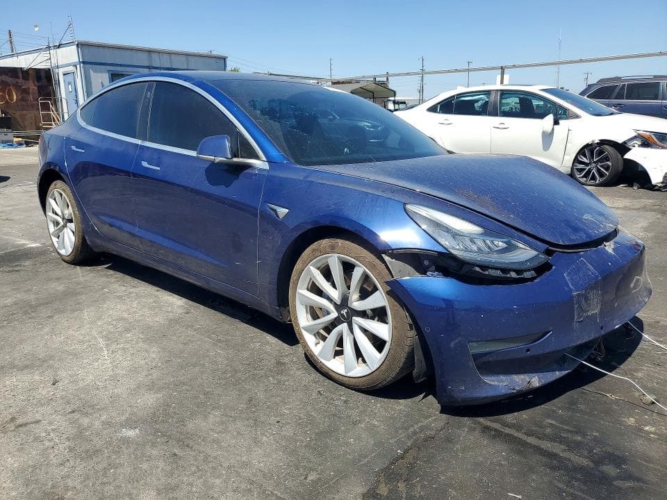 2020 TESLA MODEL 3 4