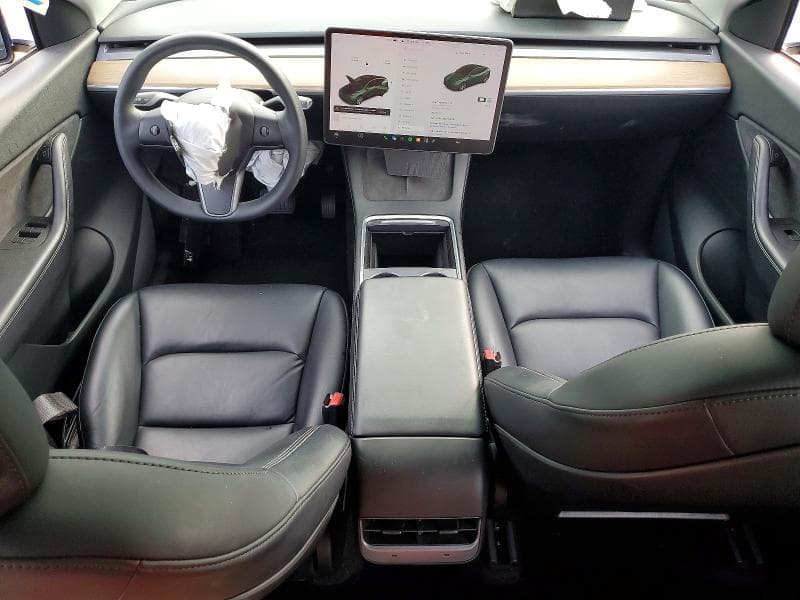 2021 TESLA MODEL Y 8