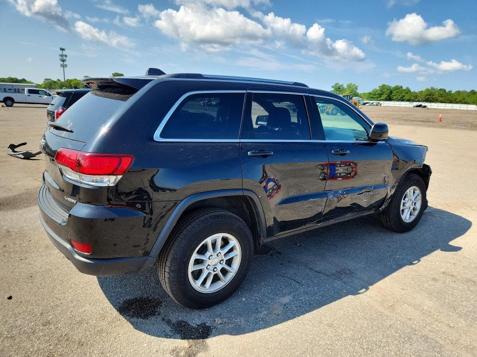 2020 JEEP GRAND CHEROKEE LAREDO 3